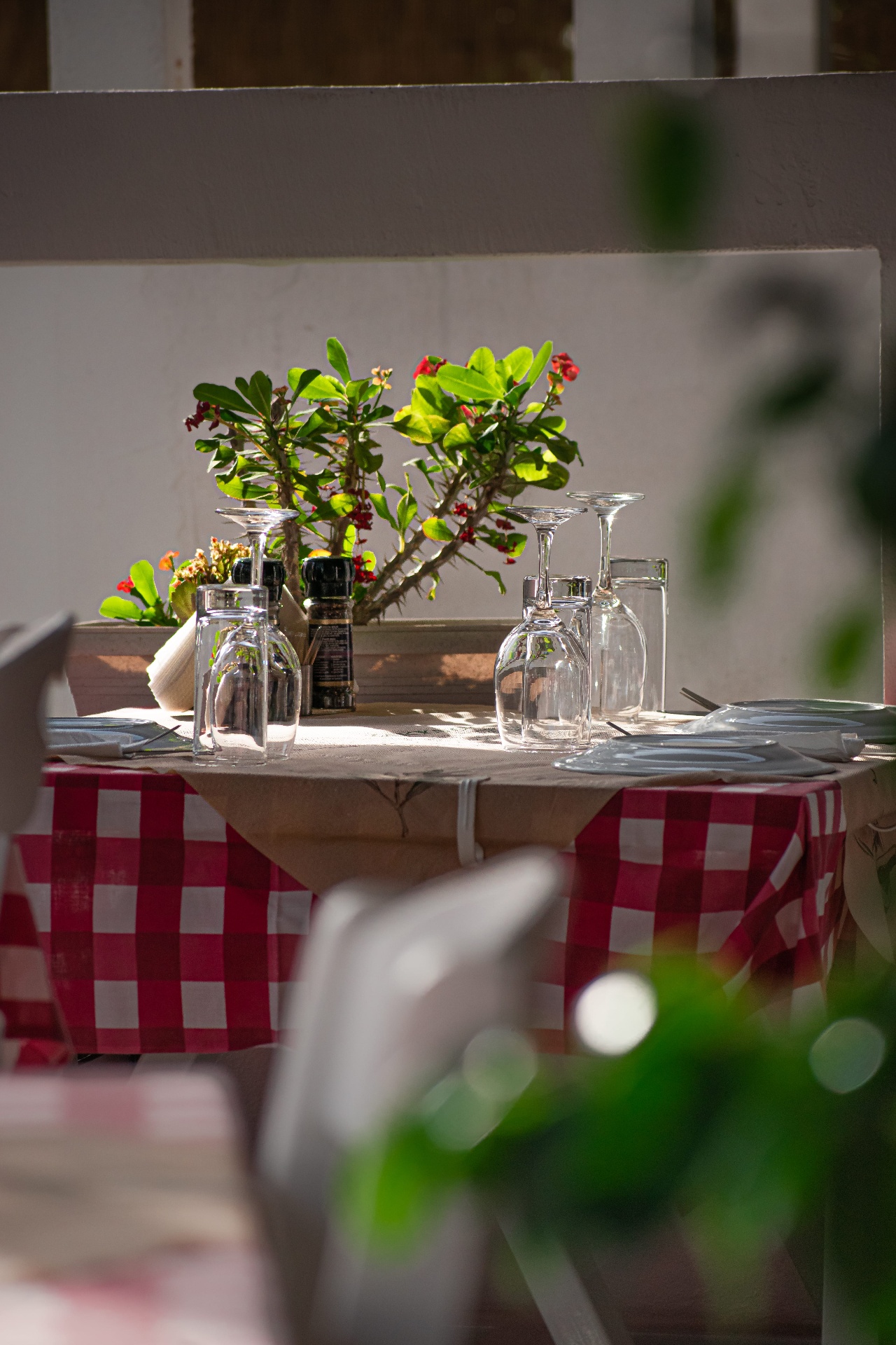 Table set with flowers and glassware